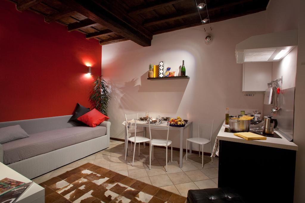 Chroma Italy - Chroma Apt Campo De' Fiori Szoba fotó